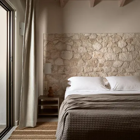 Avesta Private - Kallisto Vlikhon