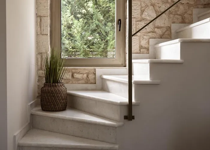 Avesta Private - Kallisto * Vlikhon