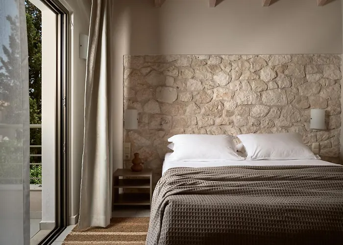 Avesta Private - Kallisto Vlikhón